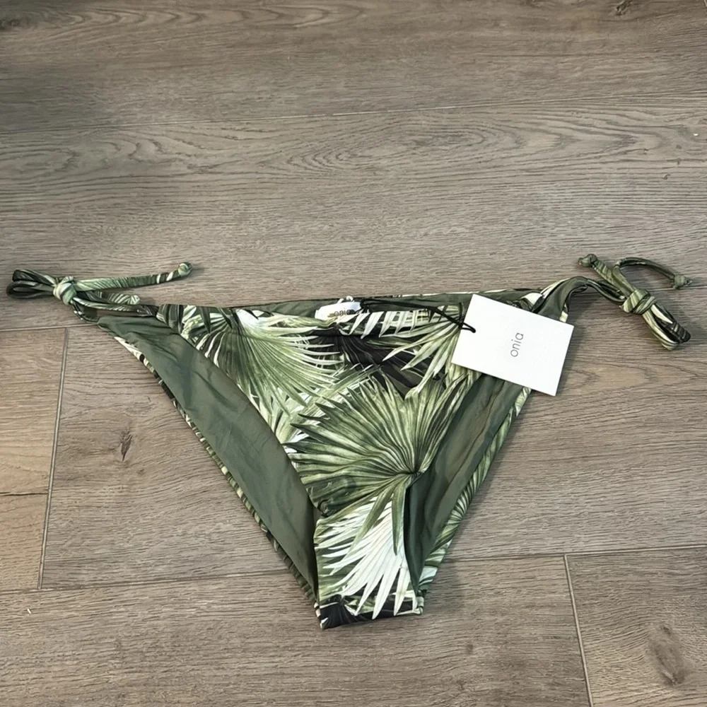 NWT! Onia x Banana Republic Palm Print Kate Bikini Bottom - Multiple Sizes 🏝️
